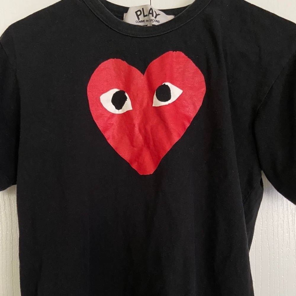 Play CDG tee